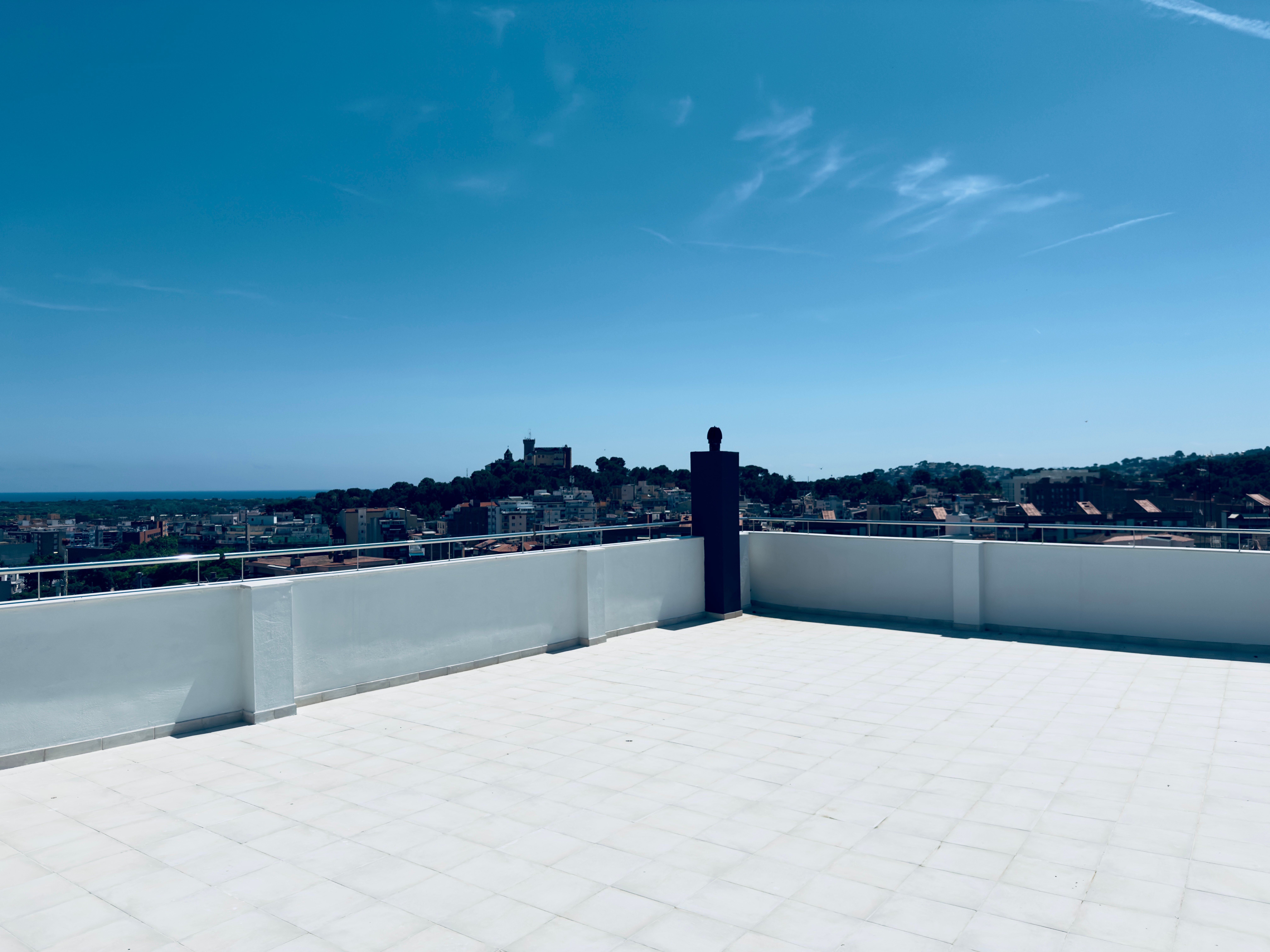 Remote worker enjoying a flexible coliving lifestyle in Barcelona